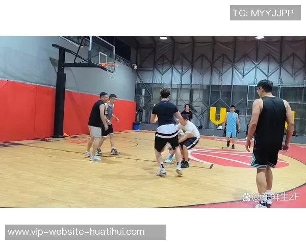 小院篮球明星的成长之路与梦想追逐的激情故事